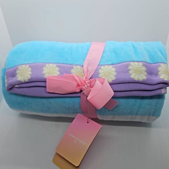 Stoney Clover Lane x Target Beach Towel Rainbow Embossed Blue With Purple Daisy - Picture 5 of 6